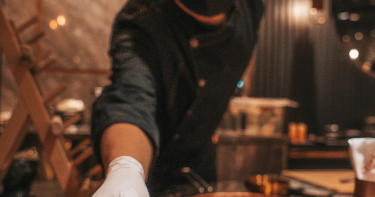 ระบบจองคิวร้านโอมากาเสะ: บริหารที่นั่งจำกัด เก็บมัดจำ และลดการไม่มาตามนัดด้วย LINE OA